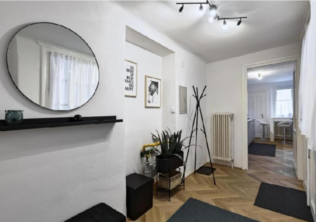 Luxurious, 2 Min To Casino And Roemertherme Apartment Baden Exterior photo